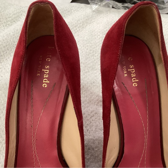Kate Spade NY Georgia Ruby Red Suede Peep Toe Heels Size 7.5 B - Picture 3 of 10